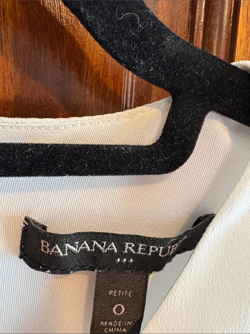 Banana Republic White and Black Pleated dress - Picture 2 of 2